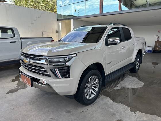 CHEVROLET S10 2.8 16V TURBO DIESEL HIGH COUNTRY CD 4X4 AUTOMÁTICO